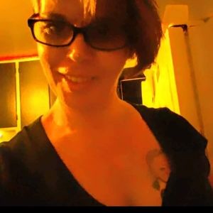 Meet your Posher, Roxanne